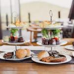 Tea Time in der Rhino Ridge Safari Lodge 
