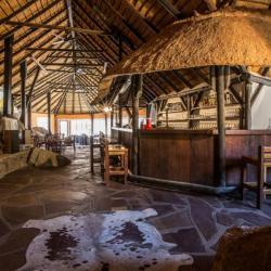Die Bar an der Canyon Villag Lodge