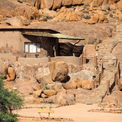 Koiimasis - Fest Inn Fels Lodge in Namibia 