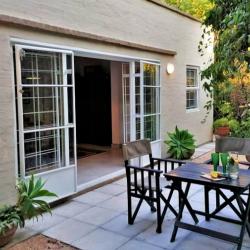 "The Maun Studios" - Terrasse 
