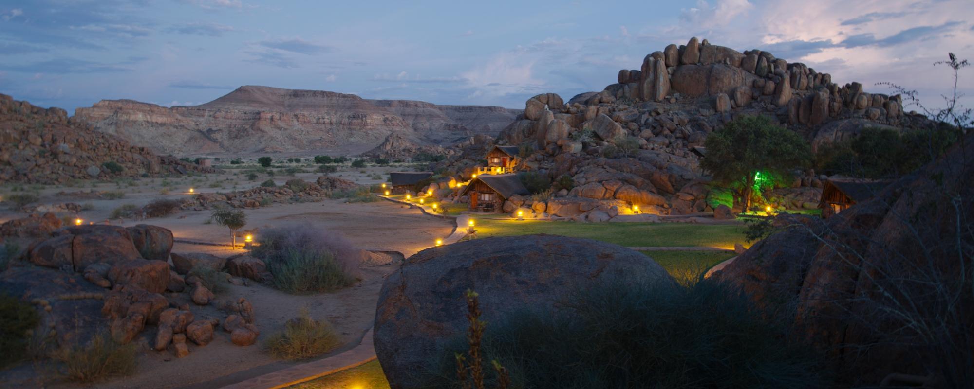 Gondwana Canyon Lodge bei Nacht